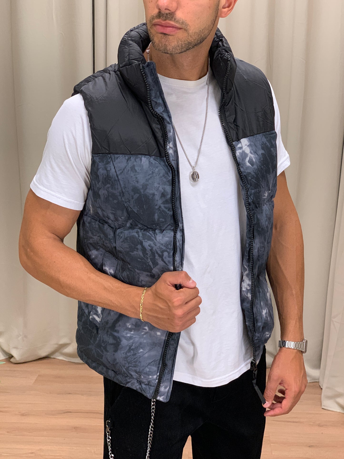 Gilet Bomber Imbottito Camo col. Nero