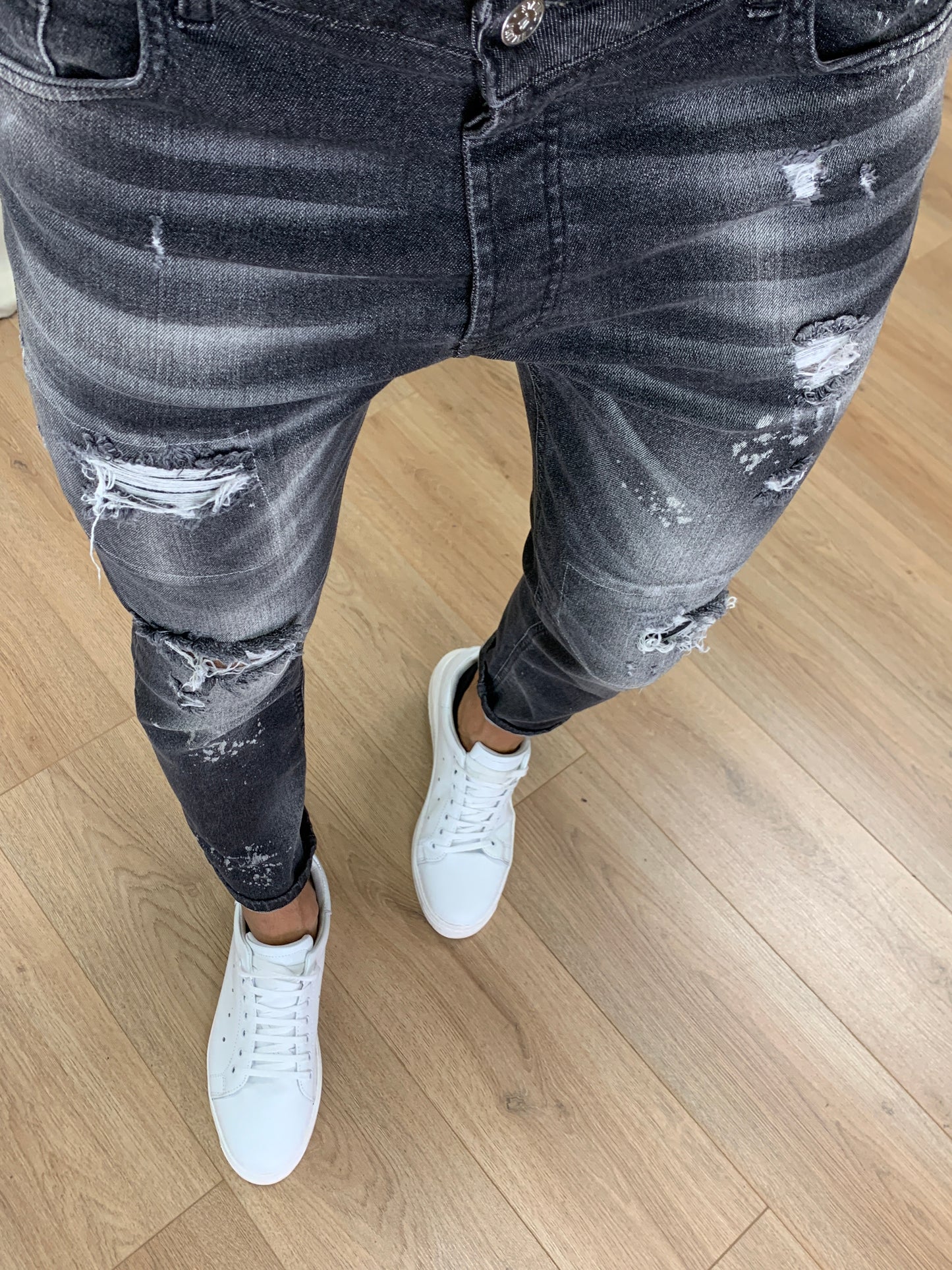Jeans Mertz con Schizzi Abrasioni e Rotture col. Nero