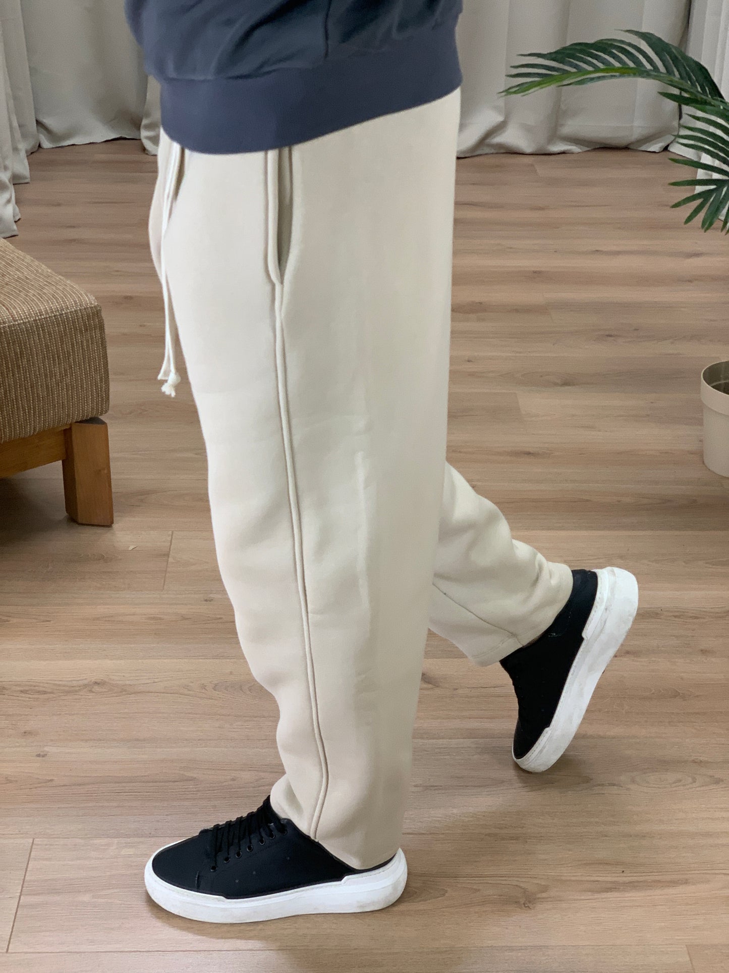 Pantalaccio Mazlo con interno felpato col. Beige