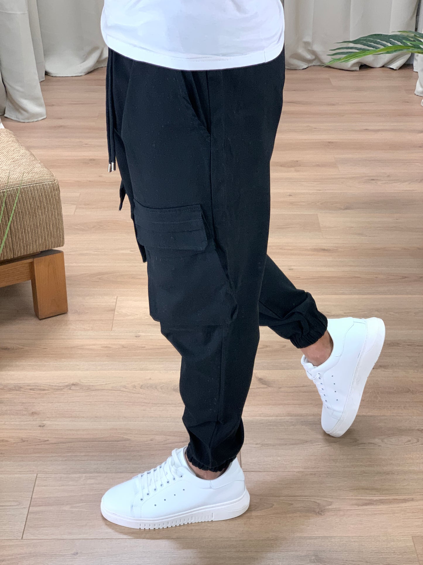 Pantalone Cargo Musiala con Tasconi Frontali col. Nero