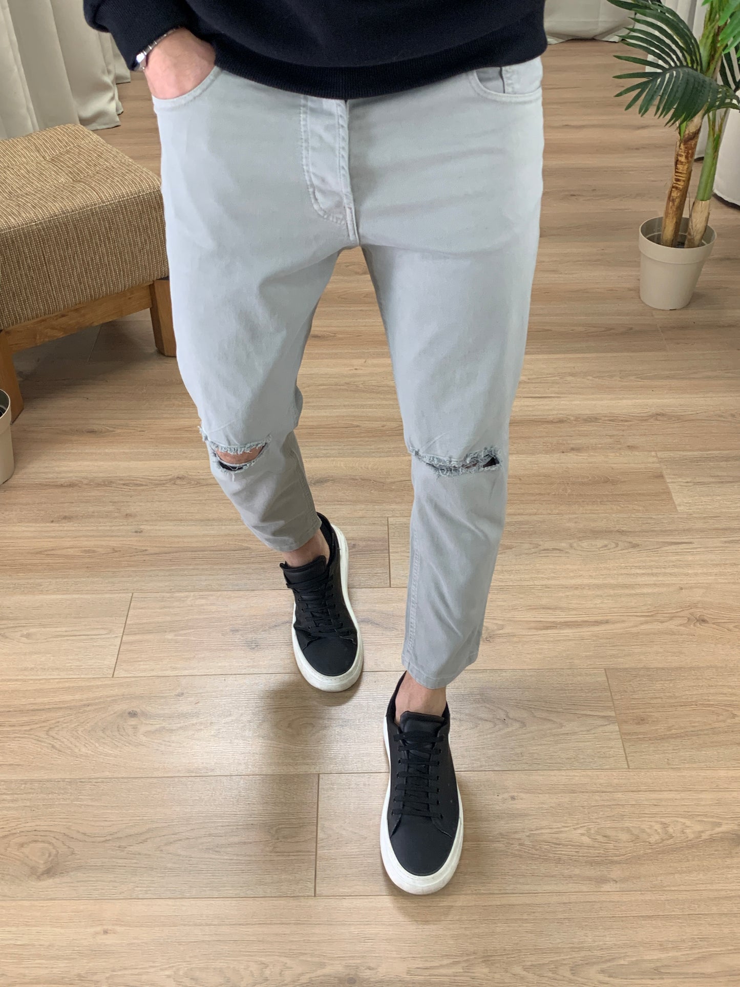 Jeans Sinergy con Tagli al Ginocchio Regular Slim col. Grigio