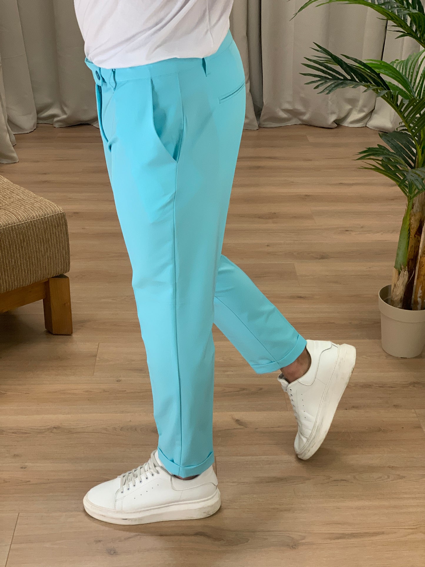 Pantalone Valencia con risvolto col. Turchese