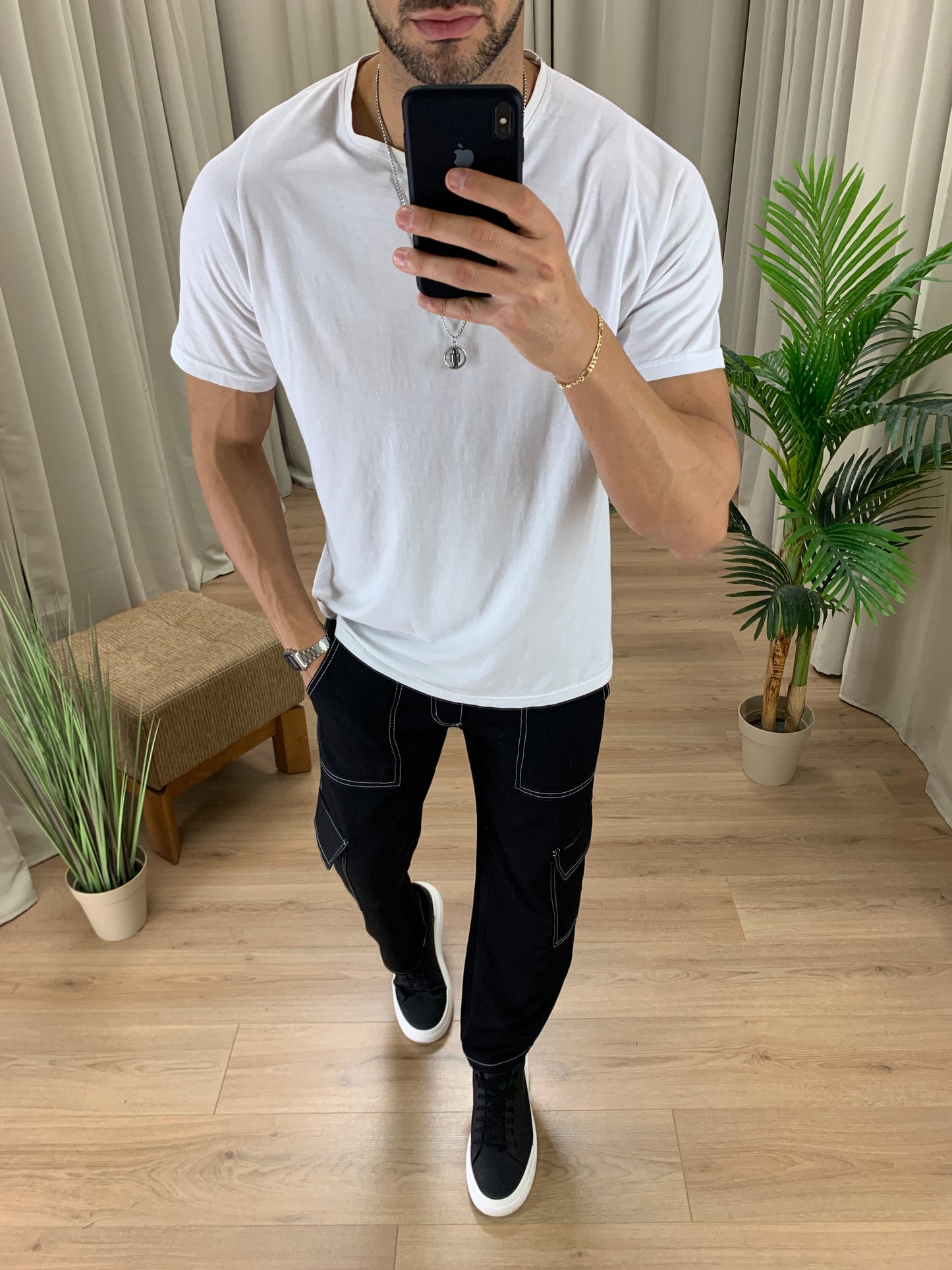 Pantalone Cargo con Cuciture a Contrasto col. Nero