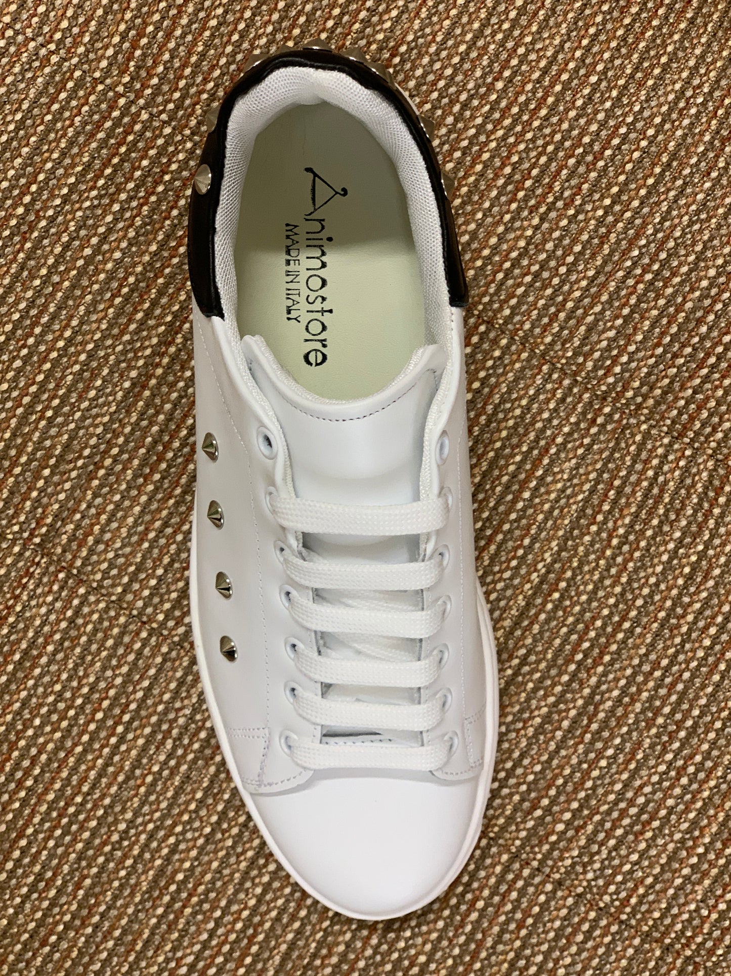 Sneakers Commando con Borchie col. Bianco