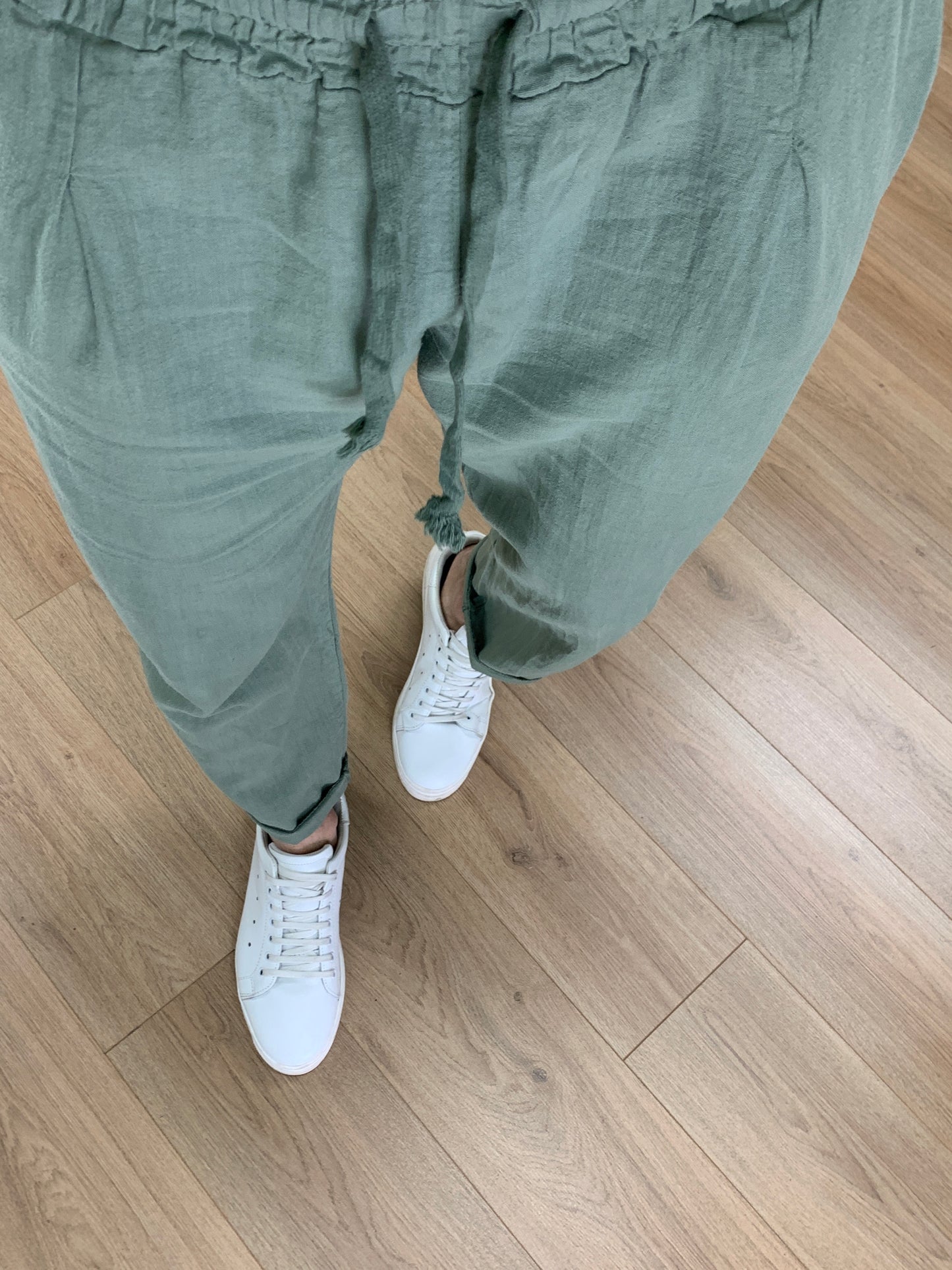 Completo in Lino con Lacci in Corda Pantalone + Camicia col. Salvia