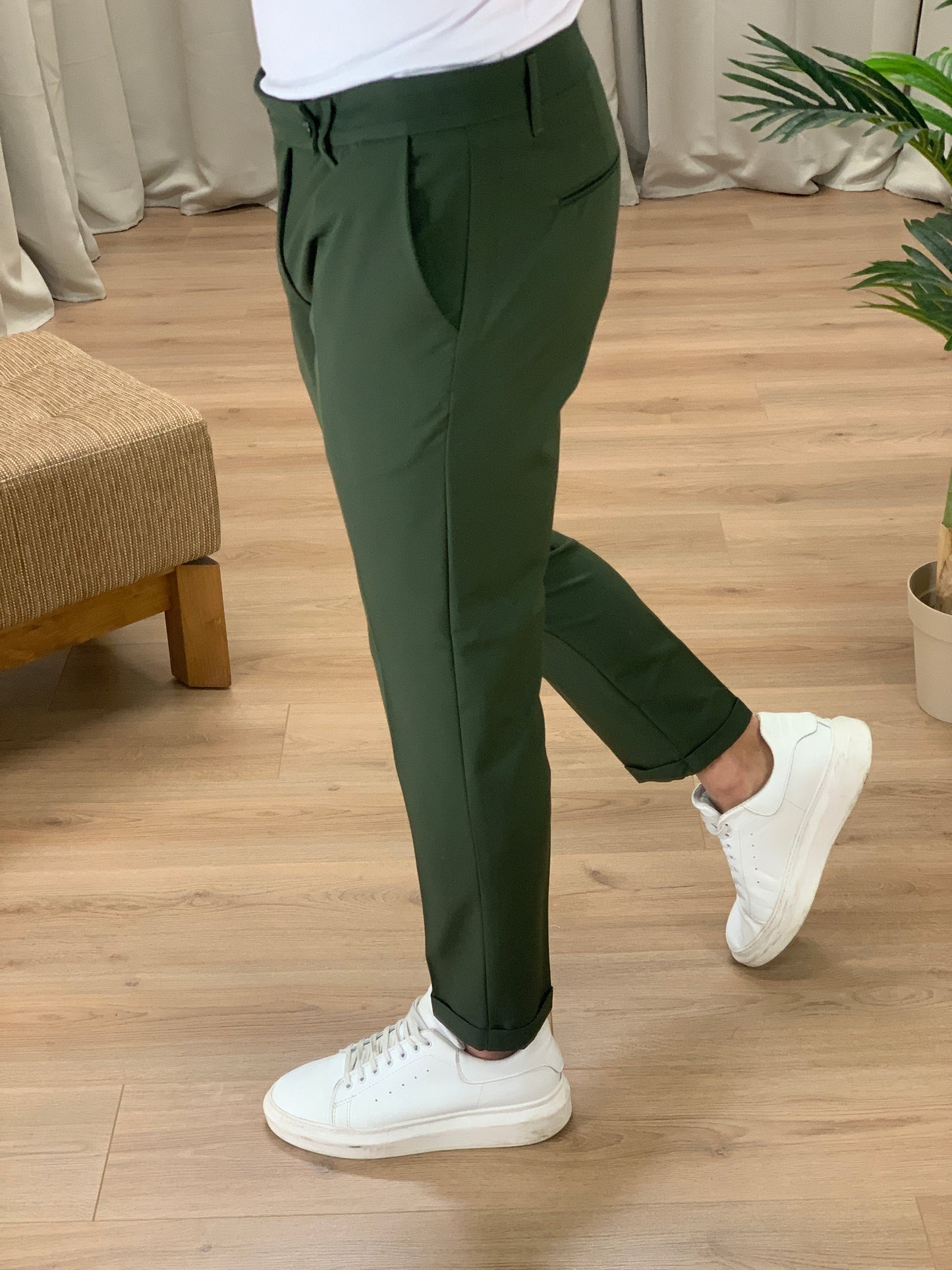 Pantalone Valencia con risvolto col. Verde Militare