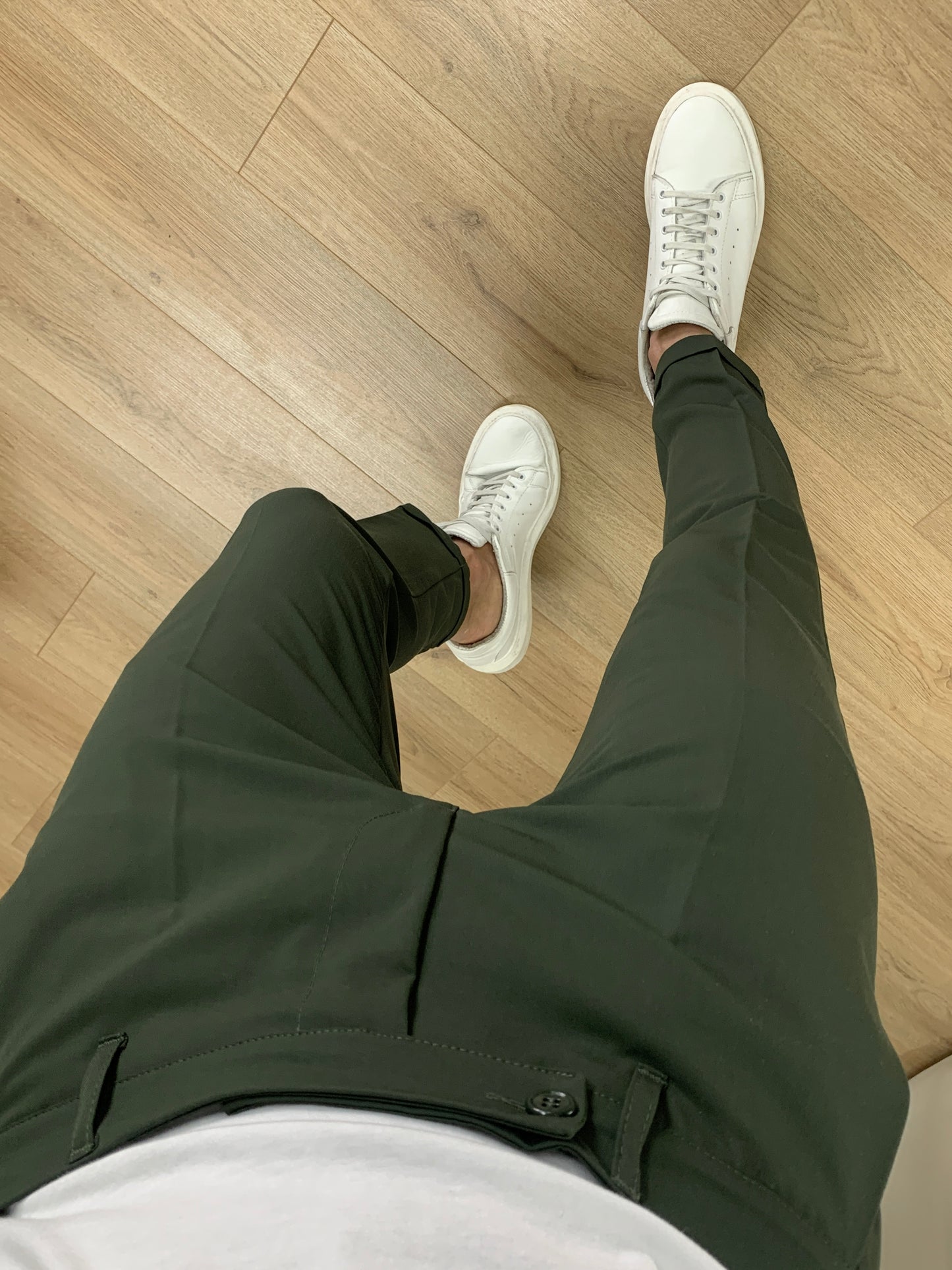 Pantalone Valencia con risvolto col. Verde Militare
