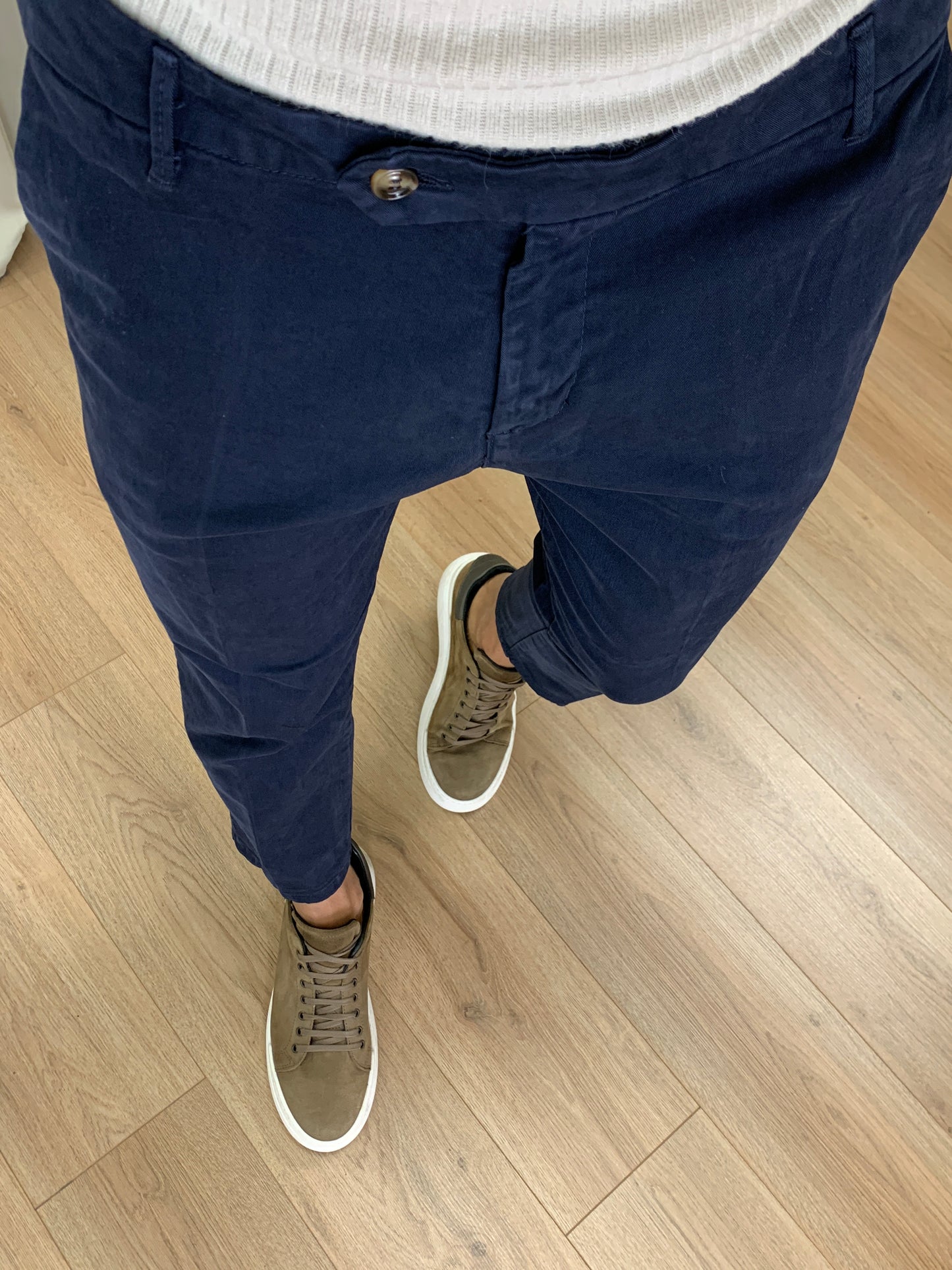 Jeans/Pantalone Tracker regular-slim col. Blu Scuro