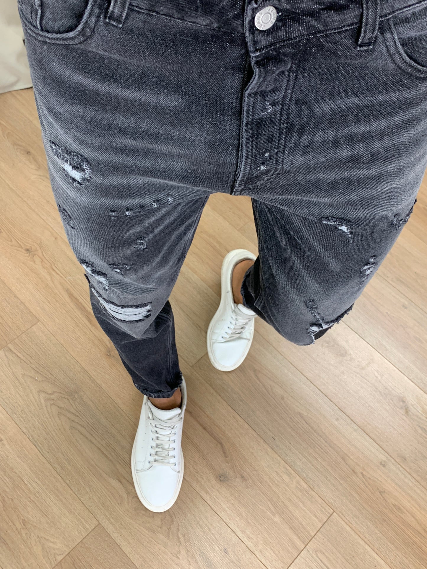 Jeans Pacito con Rotture Foderate col. Nero