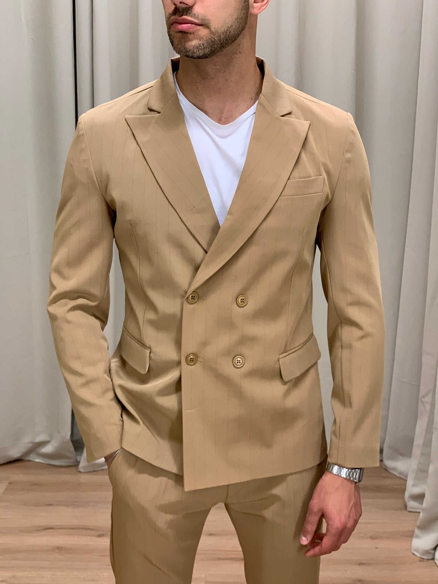 Abito Doppiopetto Gessato Giacca + Pantalone col. Cammello