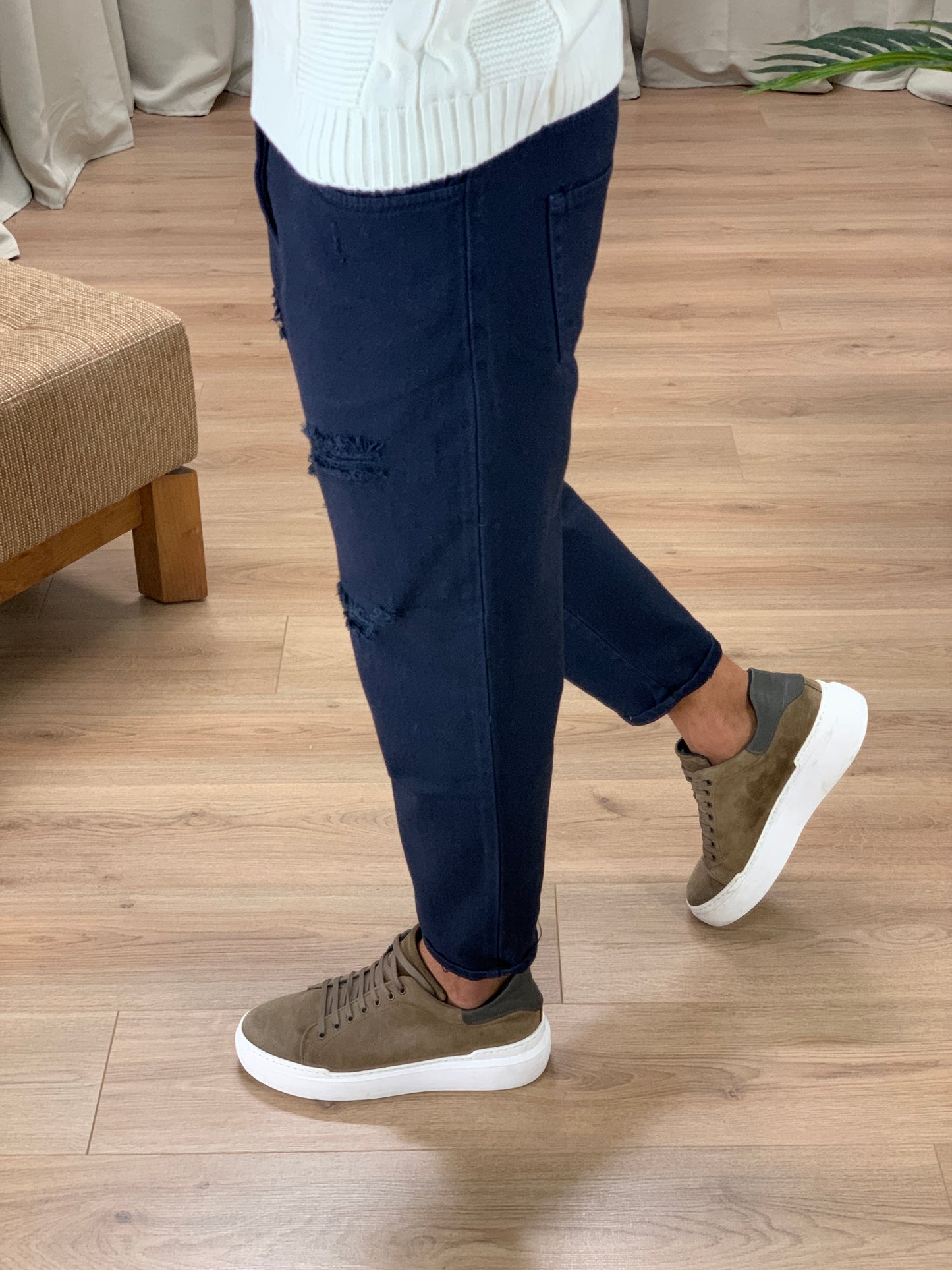 Jeans Tom con rotture Regular Fit col. Blu