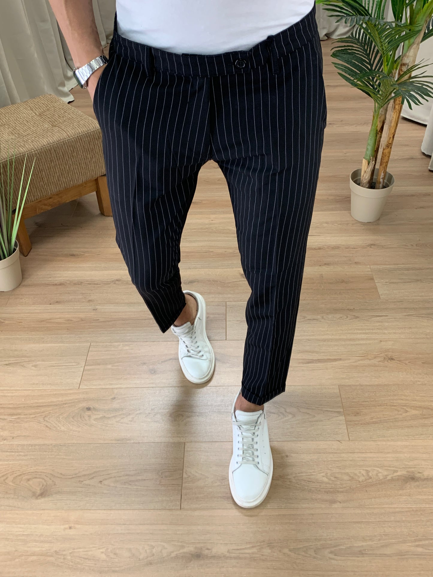 Abito Doppiopetto Gessato Giacca + Pantalone col. Nero