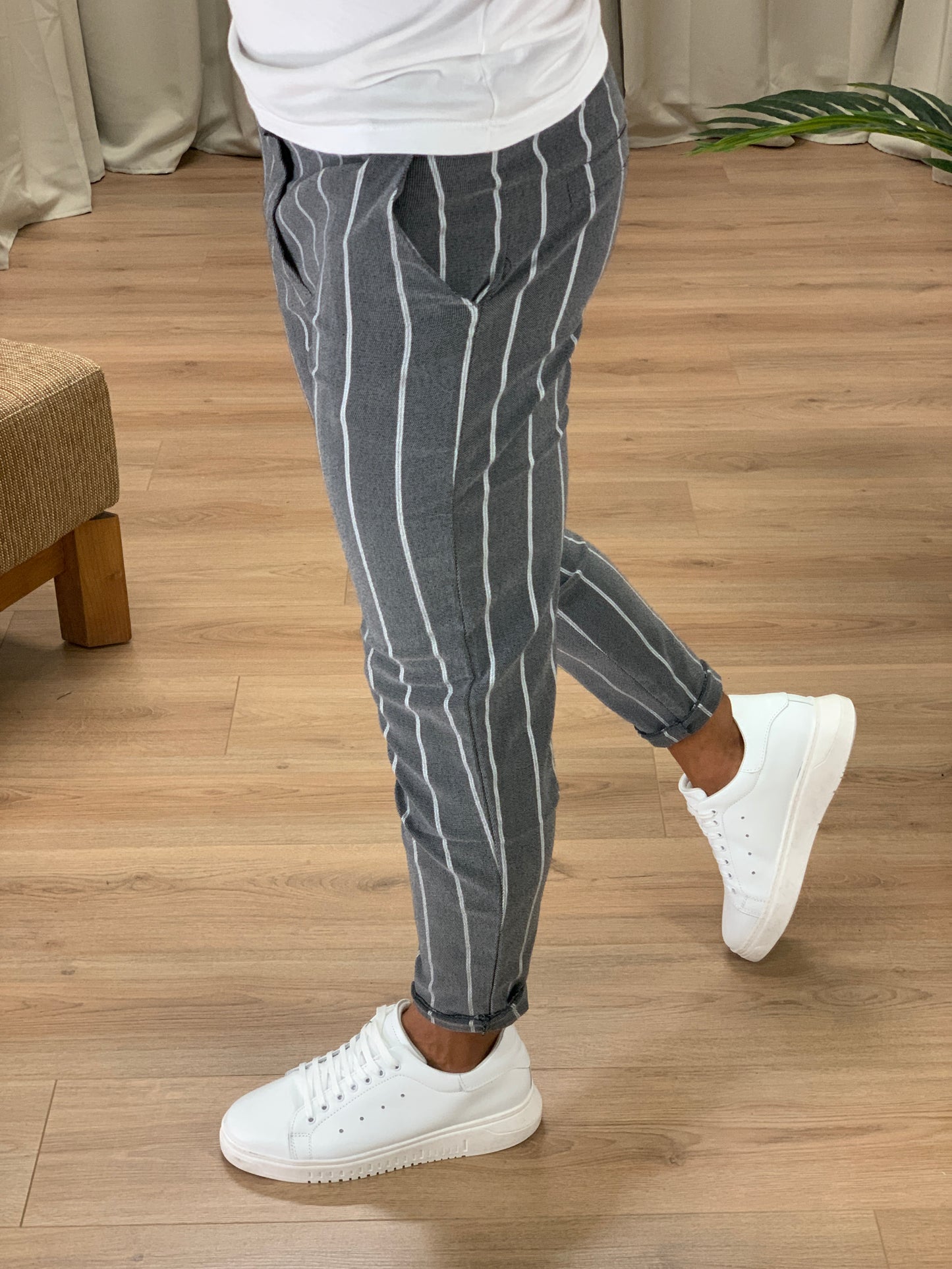 Pantalone Stretch Gessato Slim Fit col. Grigio