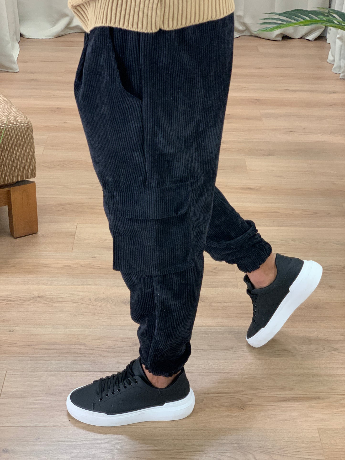 Pantalone Cargo Seth in Velluto a Costine col. Nero