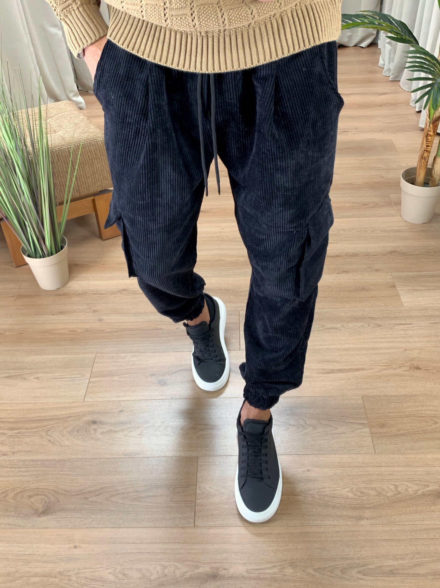 Pantalone Cargo Seth in Velluto a Costine col. Nero