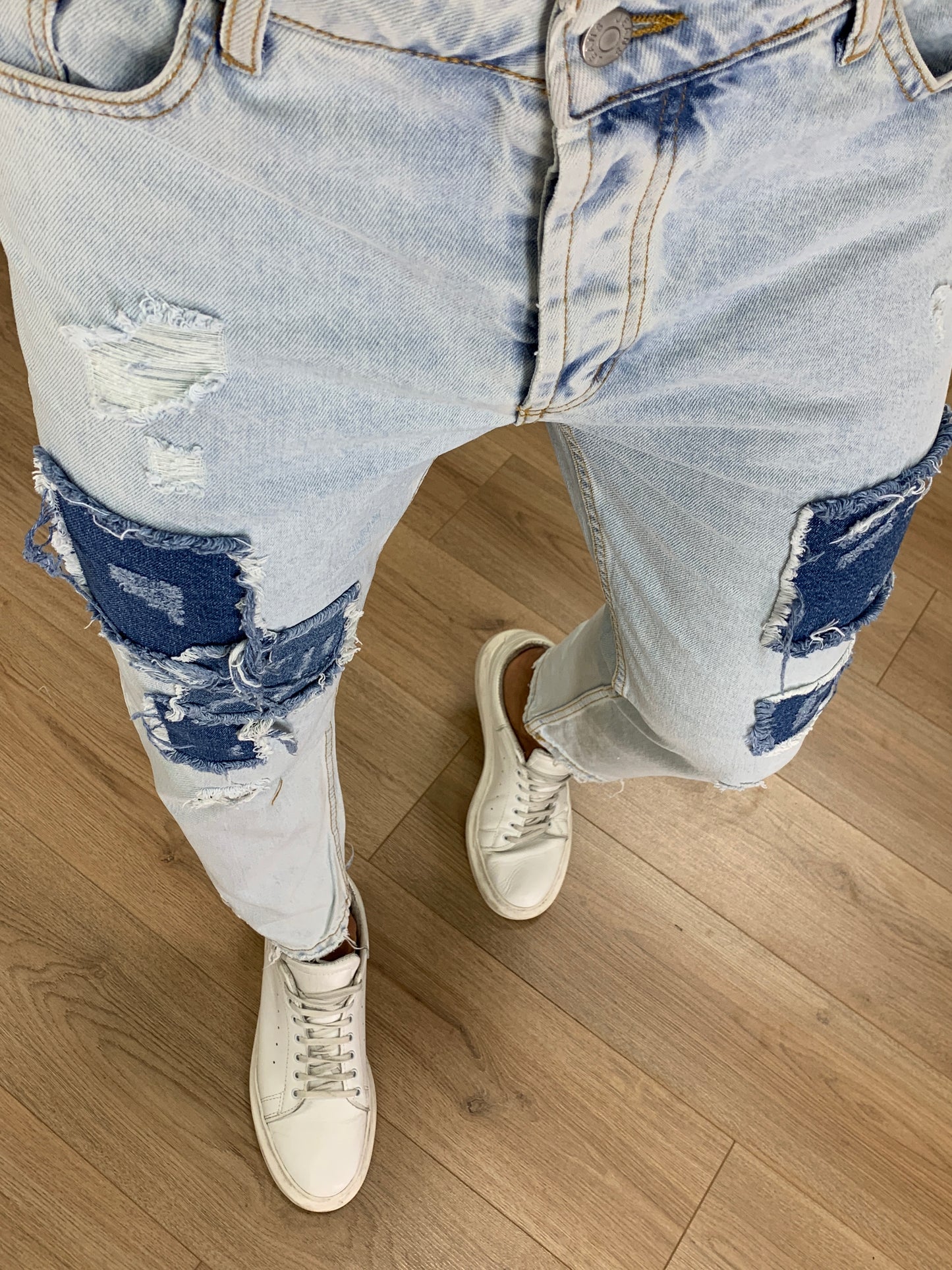 Jeans Boomber con Toppe a Contrasto e in Rilievo col. Denim