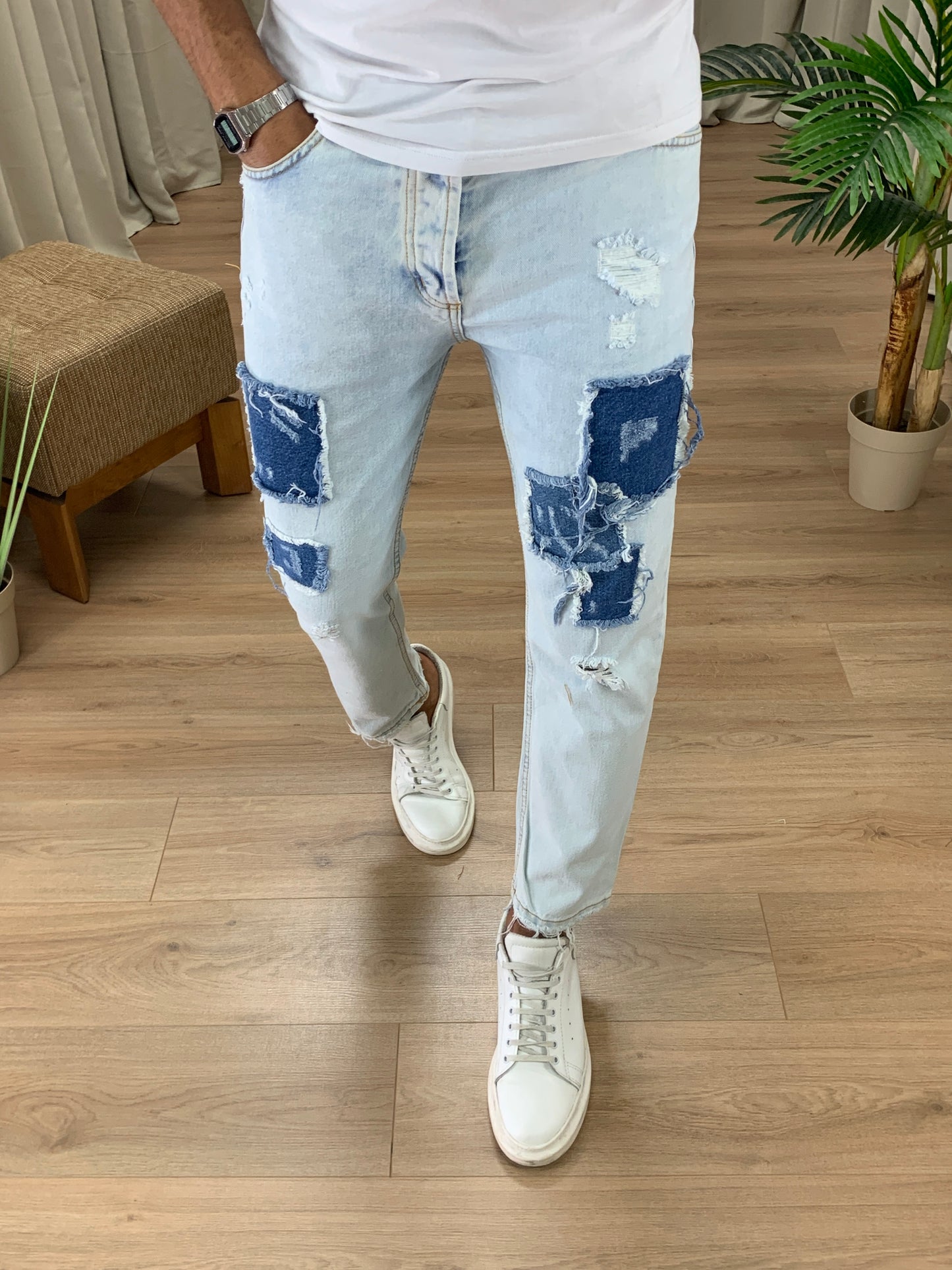 Jeans Boomber con Toppe a Contrasto e in Rilievo col. Denim