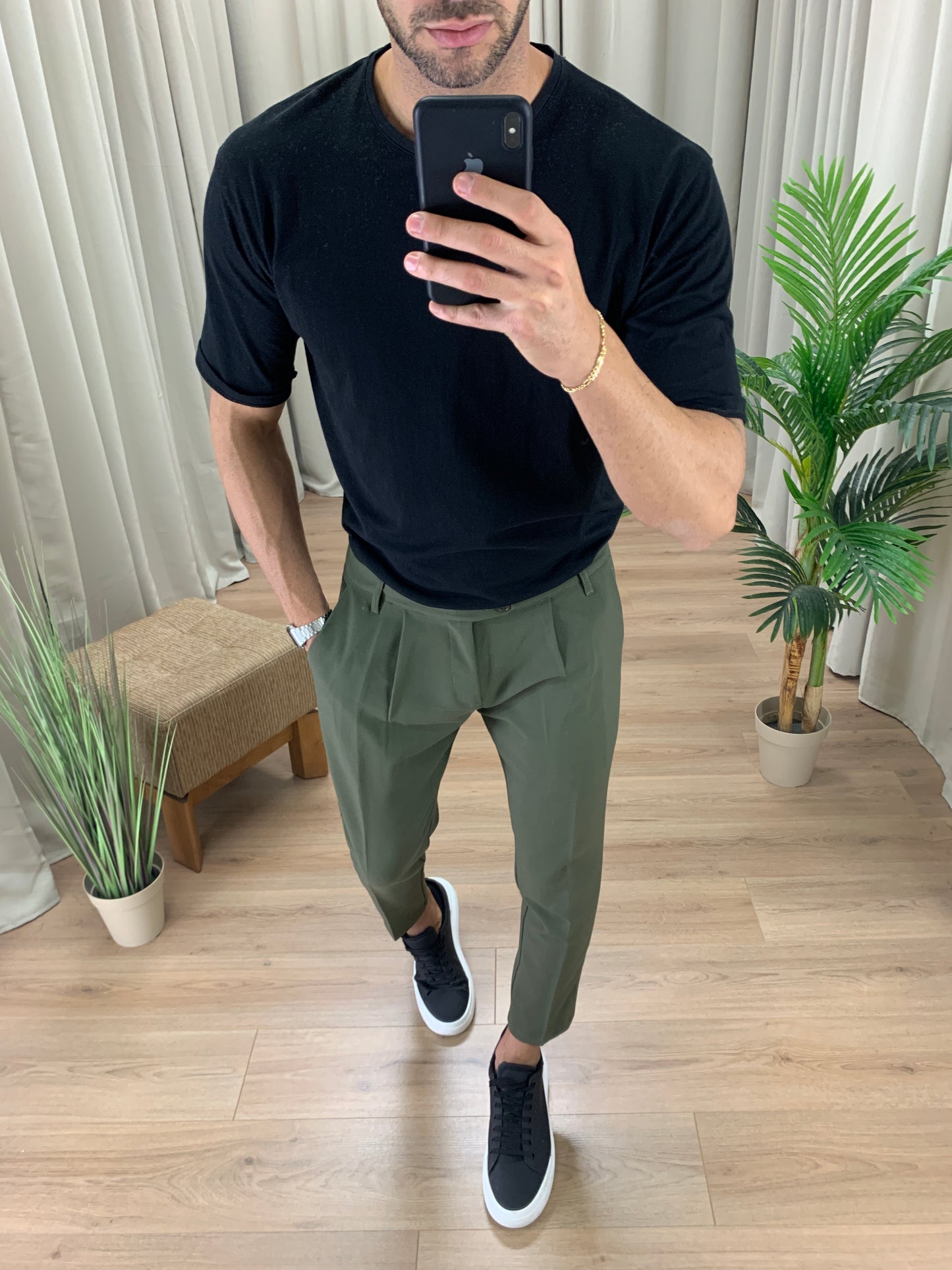 Pantalone Venezia con Pinces e piega centrale col. Verde Militare