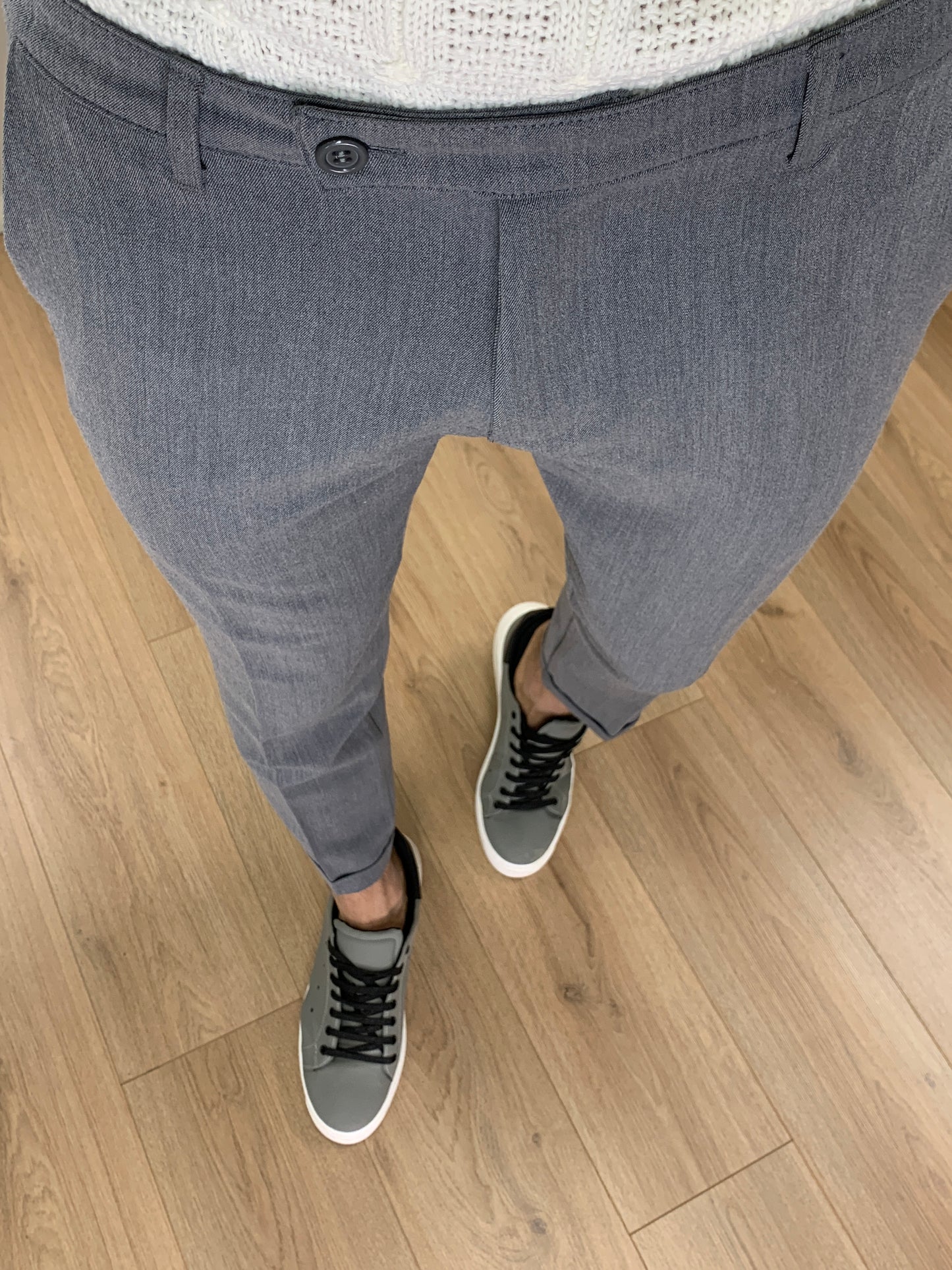 Pantalone Amsterdam con risvolto col. Grigio