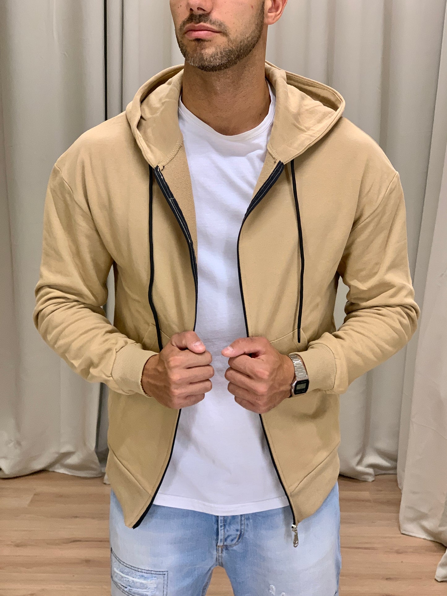 Felpa Rocky con Cappuccio e Zip col. Cammello