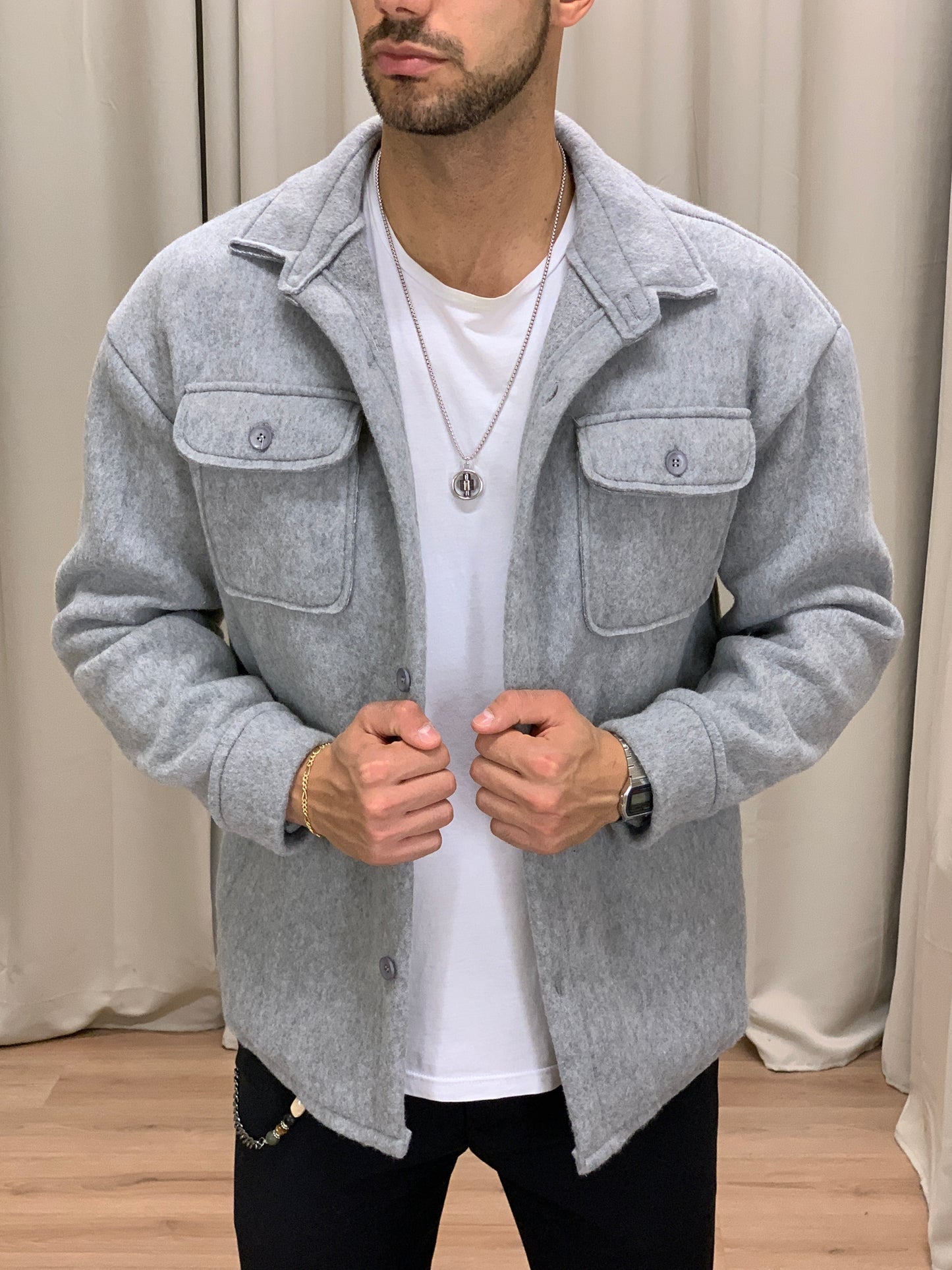 Giacca camicia Asher con Taschini col. Grigio