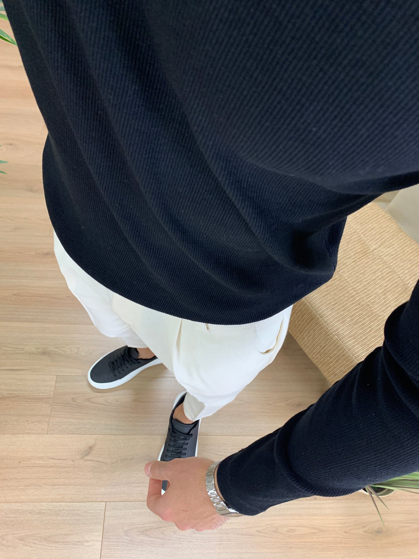 Maglia scollo Serafino con micro Costine col. Nero