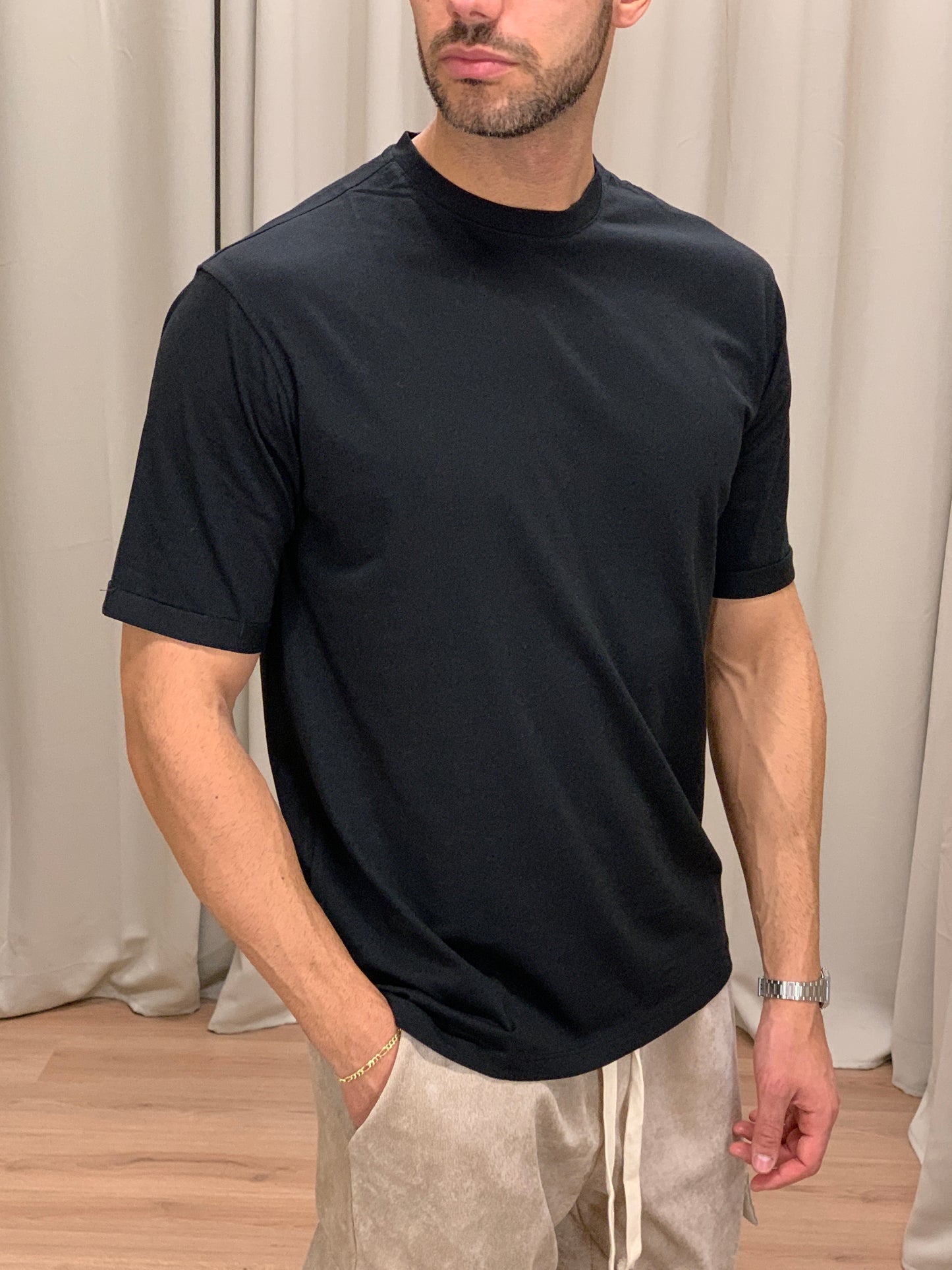 T-shirt Basic in Cotone Oversize col. Nero