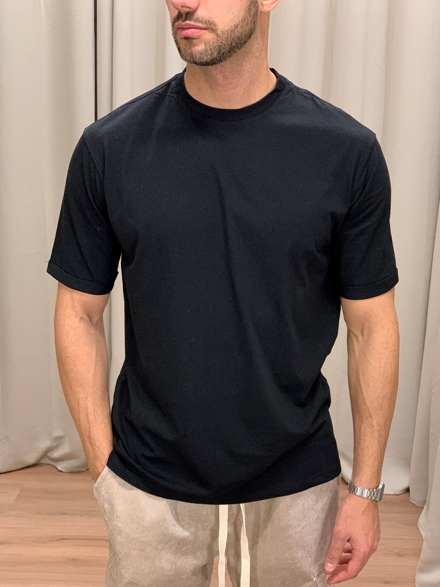 T-shirt Basic in Cotone Oversize col. Nero