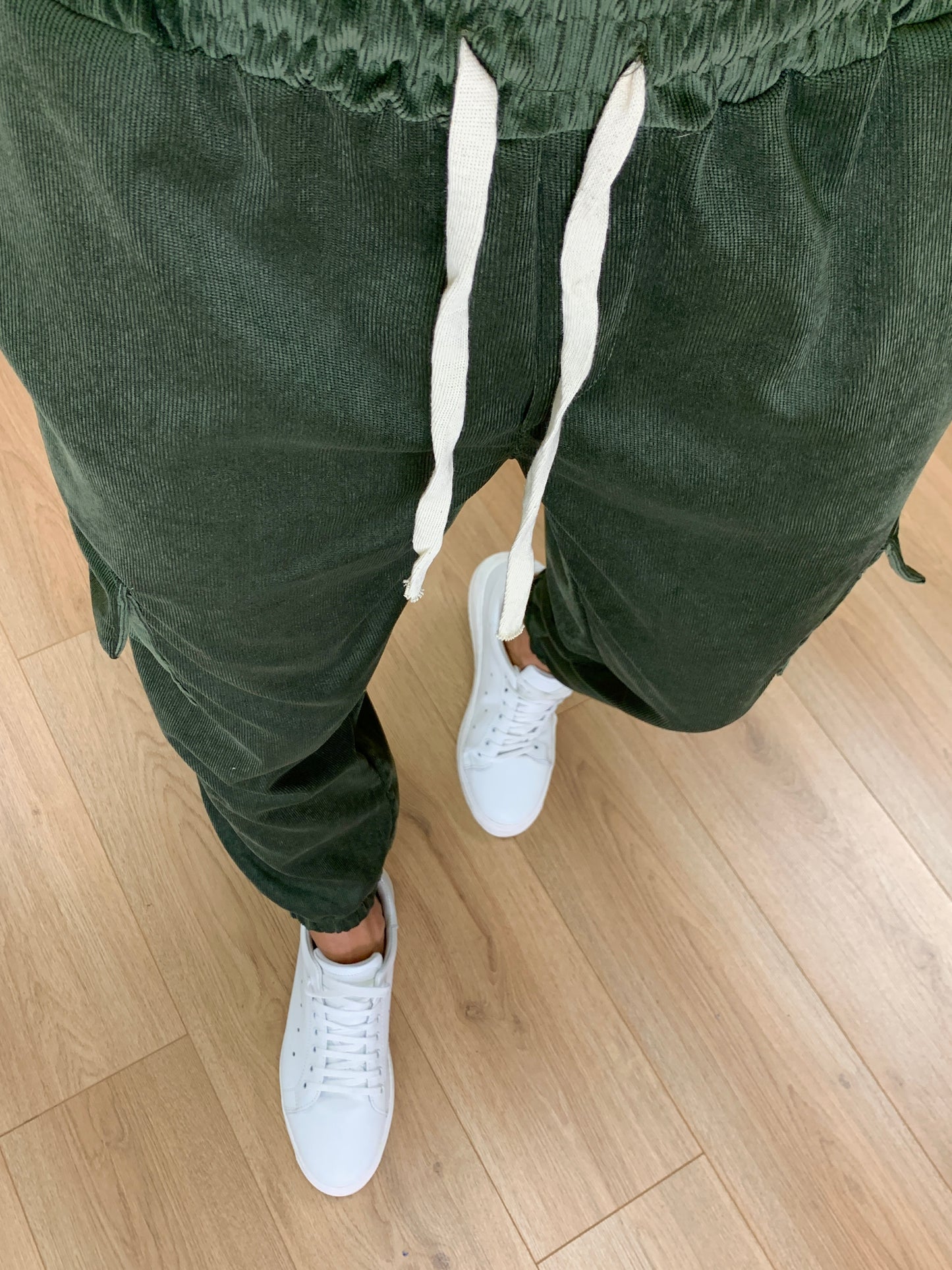 Pantalone Cargo Cooper in Velluto a Costine col. Verde Militare