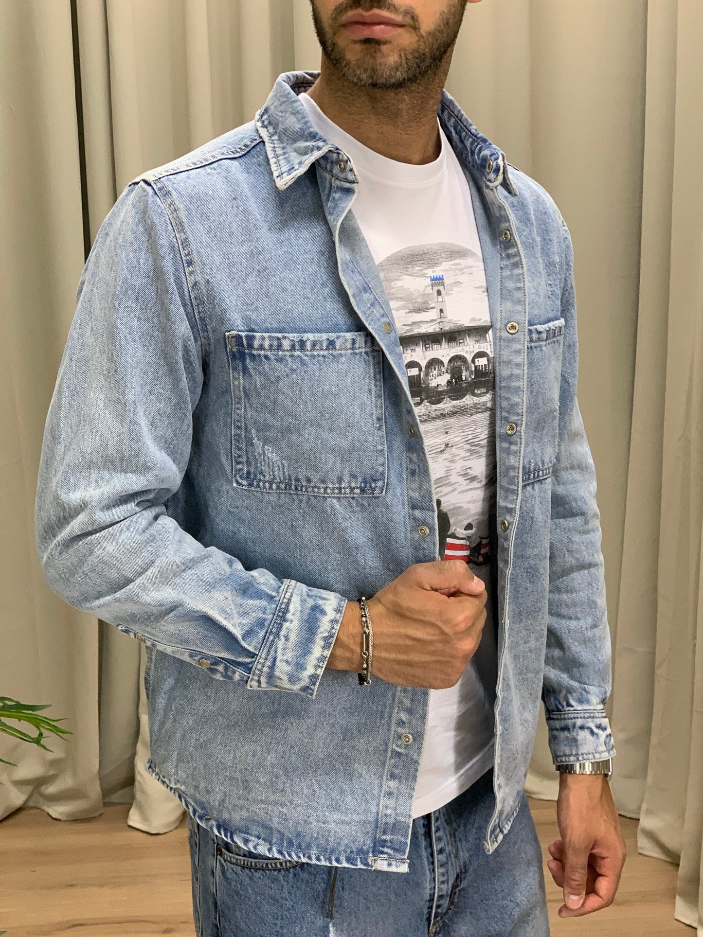 Giacca Camicia di Jeans con taschini col. Denim