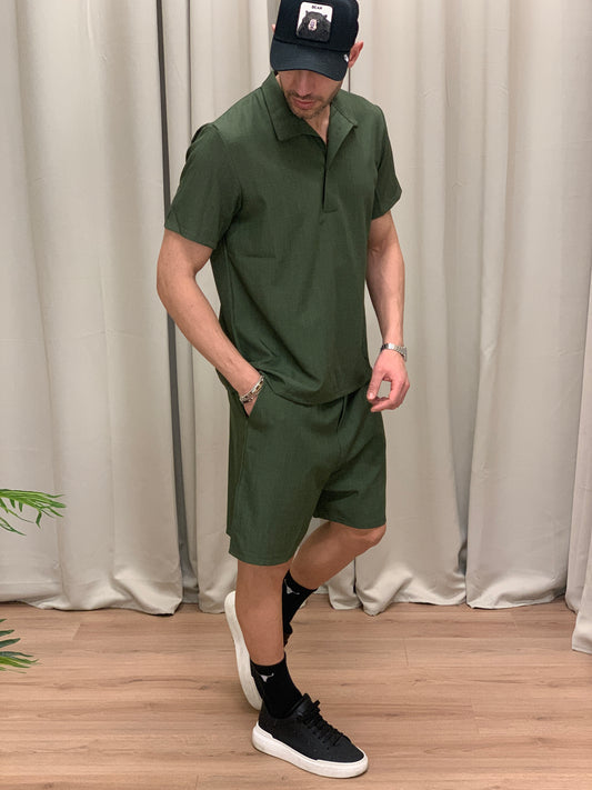 Completo 1402 Bermuda + Camicia col. Verde Militare