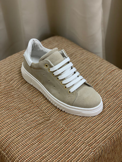 Sneakers in vero Camoscio col. Beige