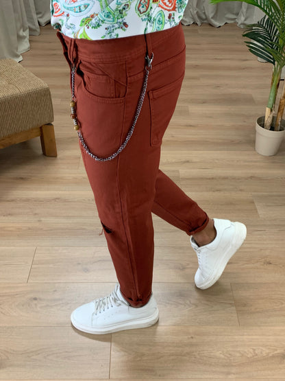 Jeans Audacy con rotture e catena col. Terra di Siena