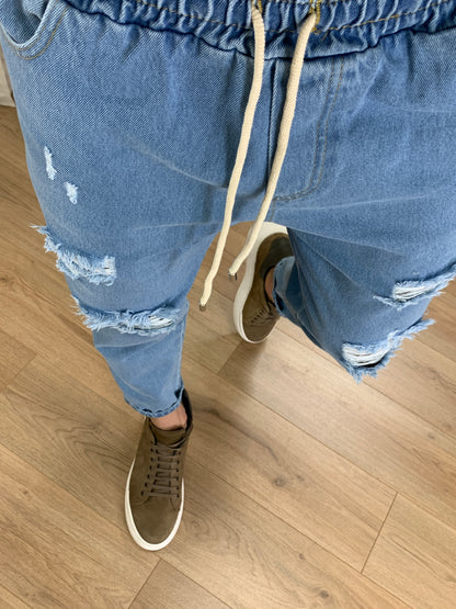 Jeans Scott elastico in vita e rotture col. Denim