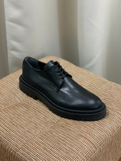 Derby in pelle Fondo dentato col. Nero