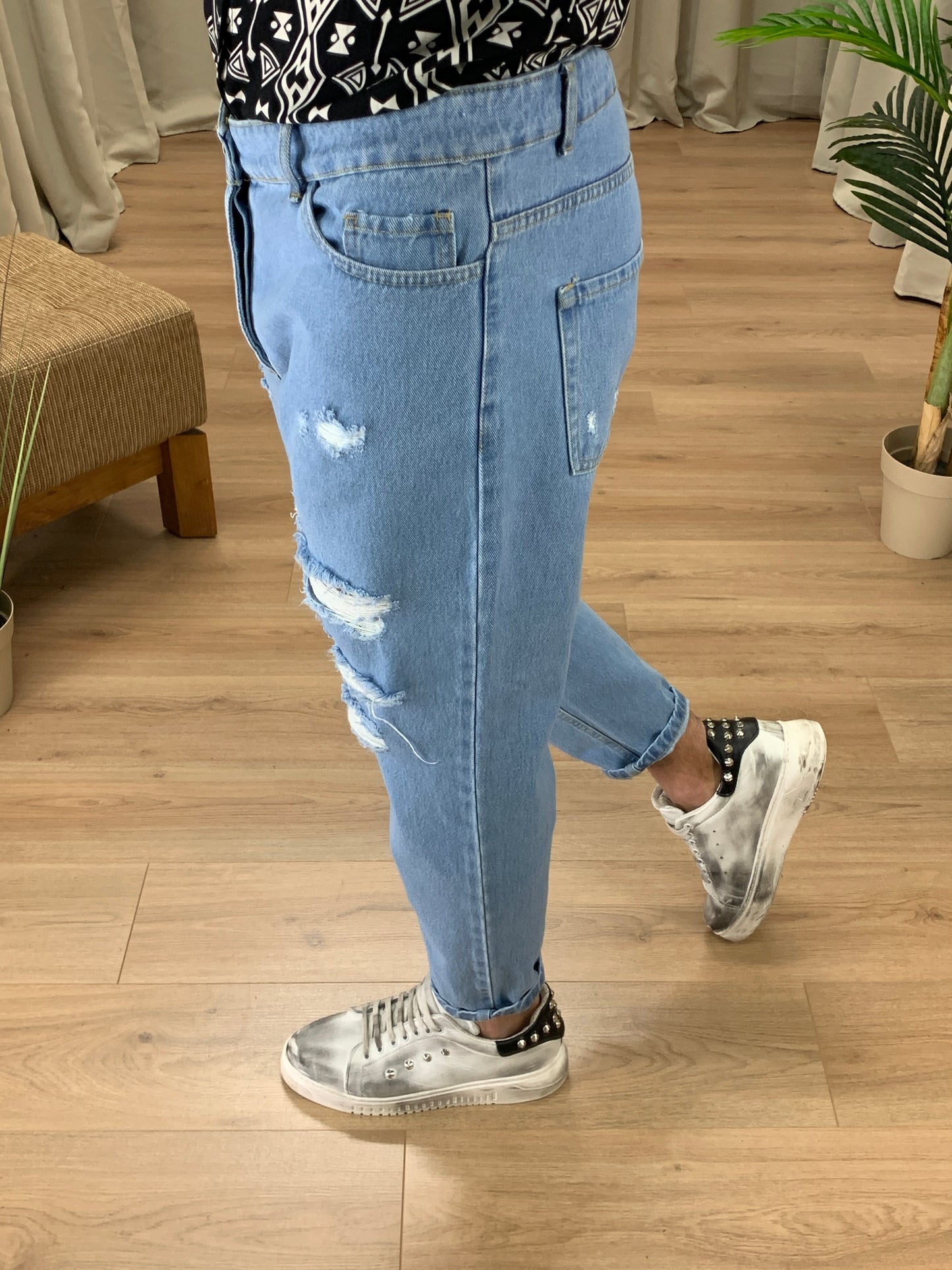 Jeans Golia Regular con rotture col. Denim