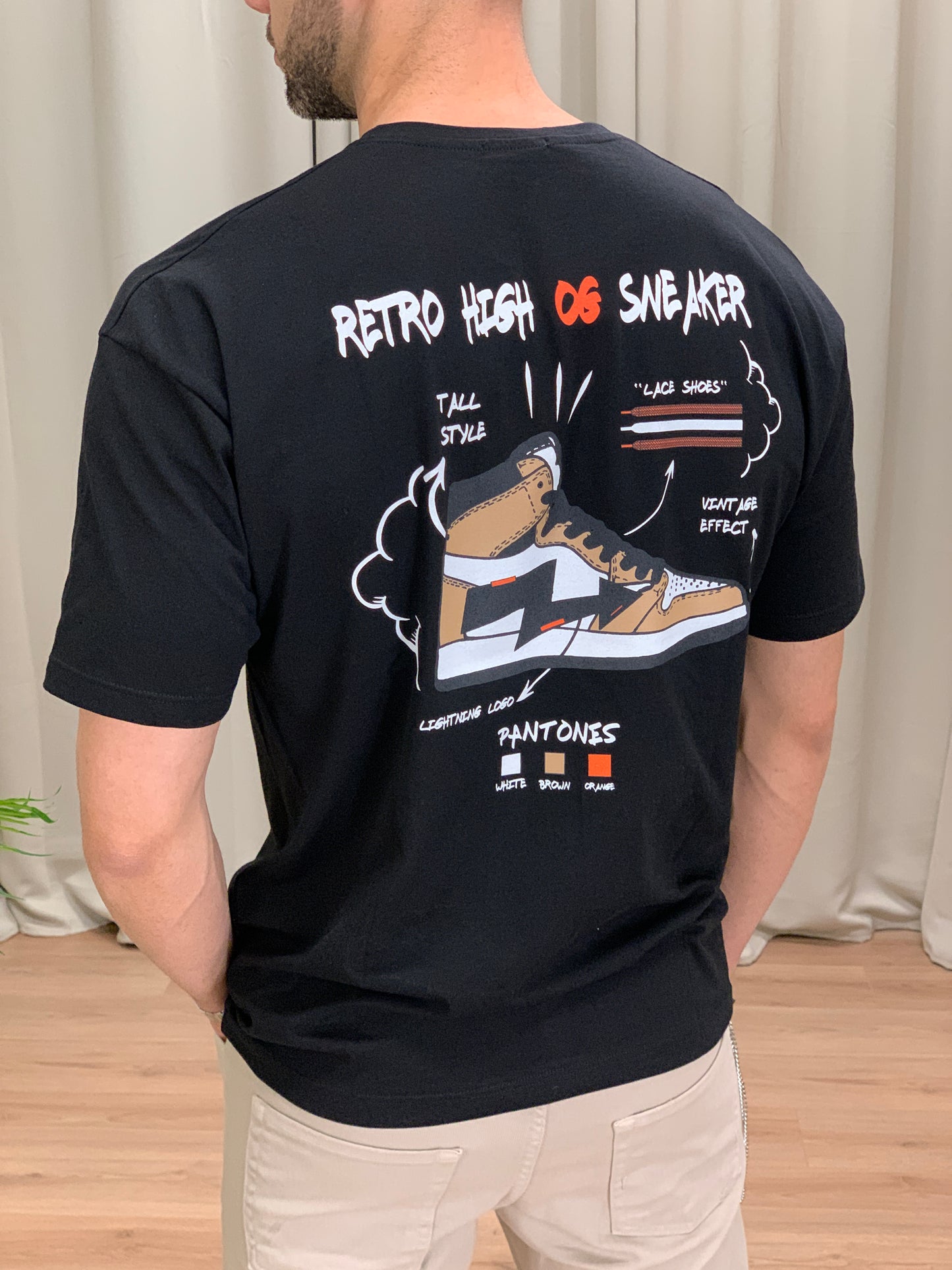 T-shirt Retro High con Stampa col. Nero
