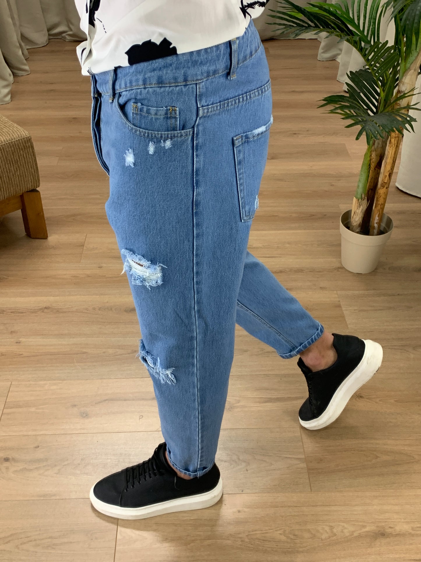 Jeans Maison con rotture col. Denim